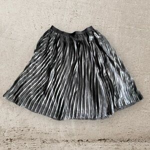Vintage Old Navy Metallic Pewter Pleated Knee-Length Skirt Size M NWT